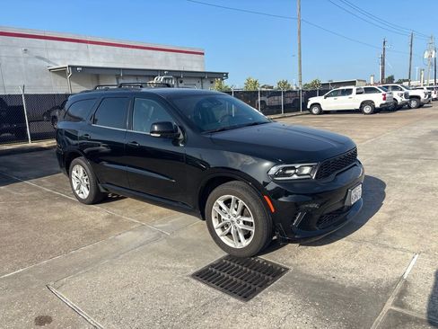 Used 2023 Dodge Durango GT AWD/4WD image 3