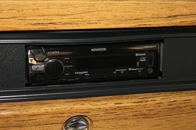 Used 1989 Jeep Grand Wagoneer AWD/4WD image 82