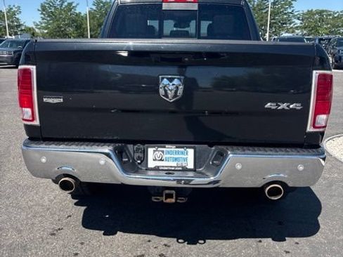 Used 2017 RAM 1500 Laramie w/ Convenience Group AWD/4WD image 4