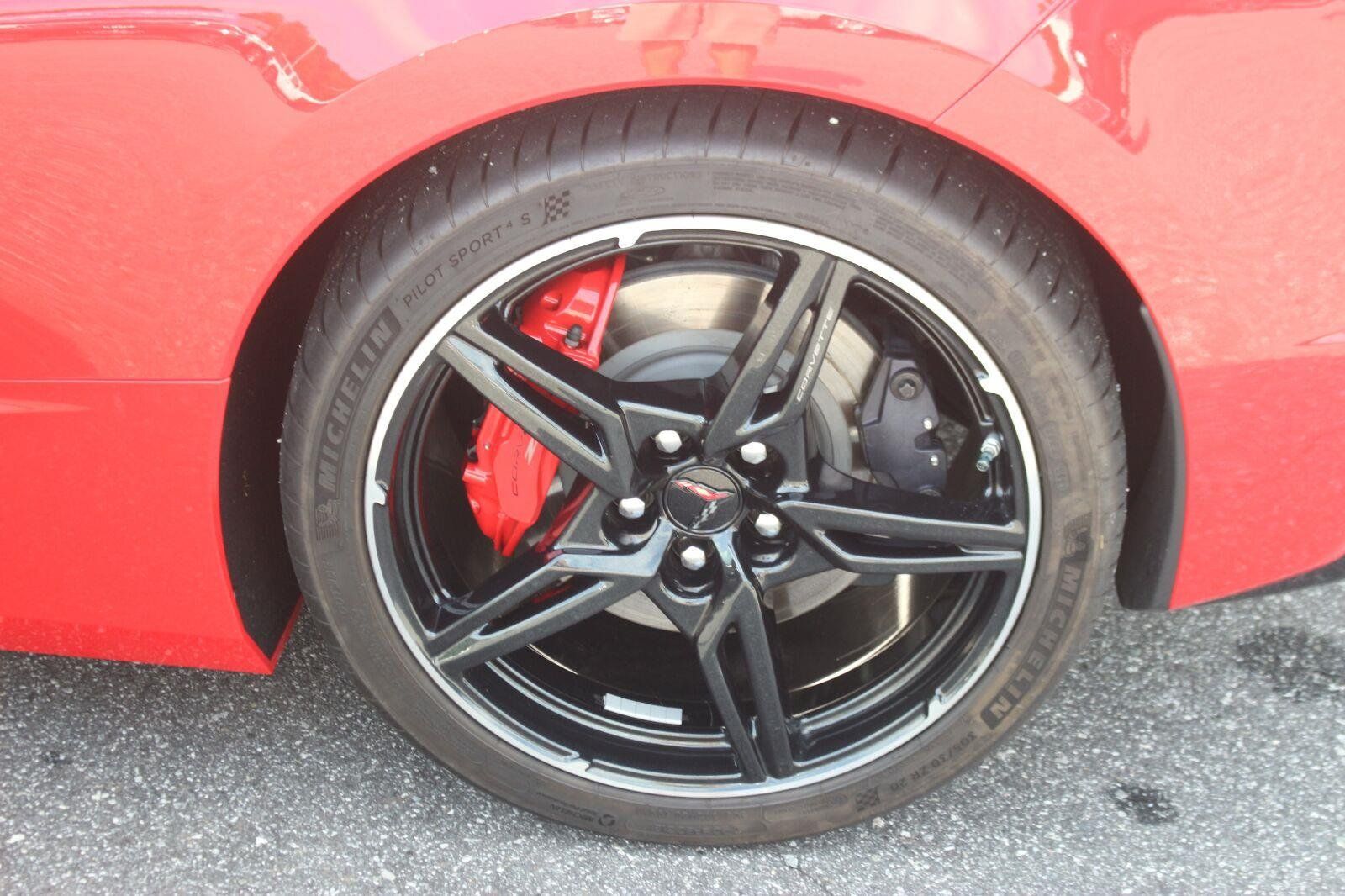 Used 2022 Chevrolet Corvette Stingray Premium Cpe w/ Z51 Performance Package RWD image 46