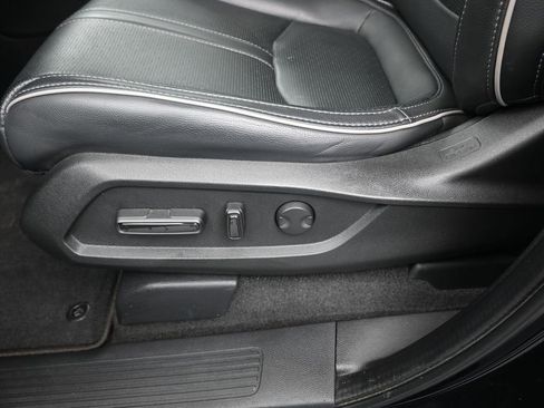 Certified 2023 Honda Pilot Elite image 21