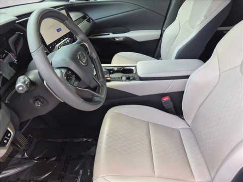Used 2023 Lexus RX 350 Premium Plus w/ Accessory Package (Z1) AWD/4WD image 16