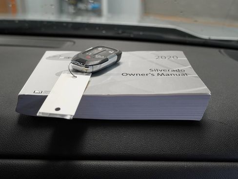 Used 2020 Chevrolet Silverado 1500 LT Trail Boss w/ Bed Protection Package image 37