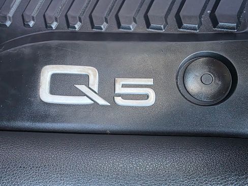 Used 2018 Audi Q5 2.0T Premium w/ Convenience Package image 31