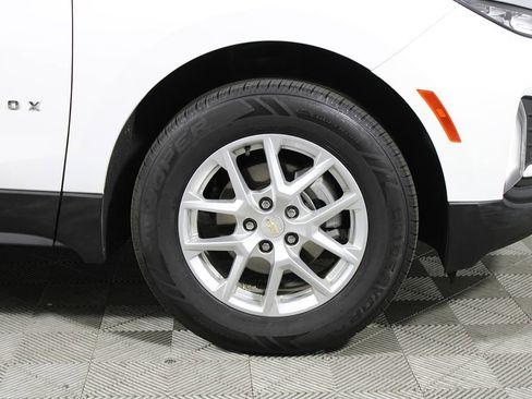 Used 2023 Chevrolet Equinox LT w/ Driver Convenience Package image 42