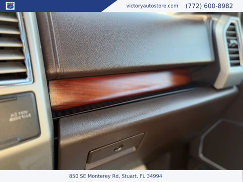 Used 2015 Ford F150 King Ranch w/ Equipment Group 601A Luxury AWD/4WD image 50