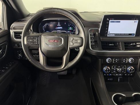 Used 2024 GMC Yukon AT4 w/ AT4 Premium Plus Package AWD/4WD image 13
