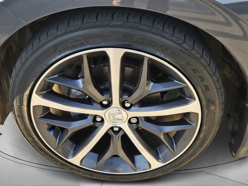 Certified 2024 Honda Civic Touring image 9