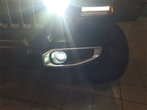 Used 2022 Jeep Wrangler Unlimited Sahara w/ Dual Top Group image 26