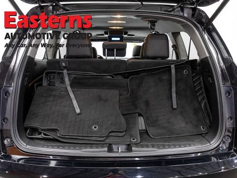 Used 2021 Honda Pilot Touring image 9
