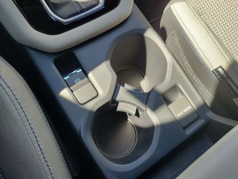 Used 2025 Subaru Forester Premium w/ Convenience Package #2 image 26