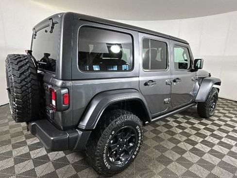 Used 2023 Jeep Wrangler Unlimited w/ Cold Weather Group AWD/4WD image 2