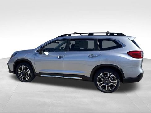 Used 2026 Subaru Ascent Touring AWD/4WD image 8
