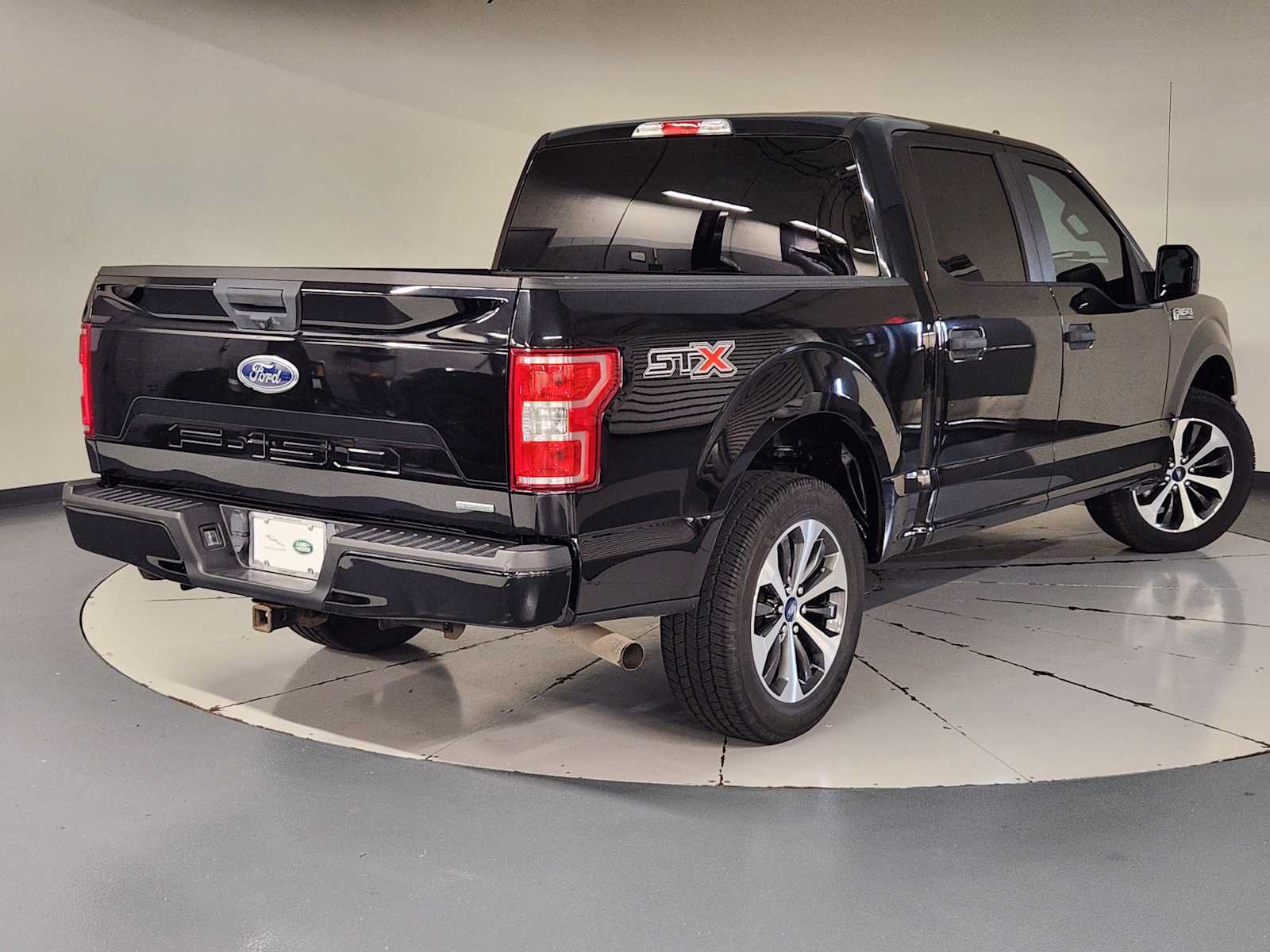 Used 2020 Ford F150 XL w/ Equipment Group 101A Mid RWD image 2
