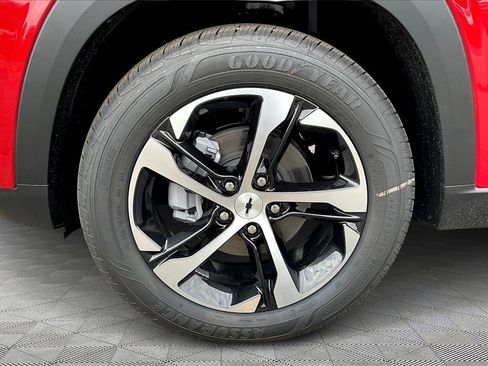 New 2026 Chevrolet Trax RS w/ Driver Confidence Package image 15