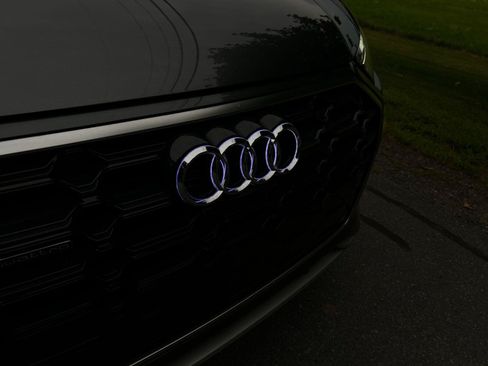 Used 2023 Audi Q5 2.0T Premium Plus w/ Premium Plus Package AWD/4WD image 33