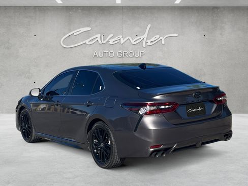 Used 2021 Toyota Camry XSE image 12