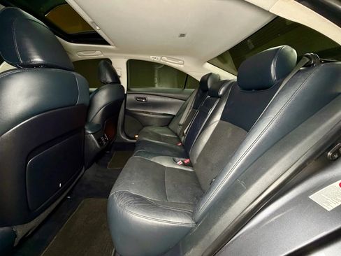 Used 2012 Lexus ES 350 image 17