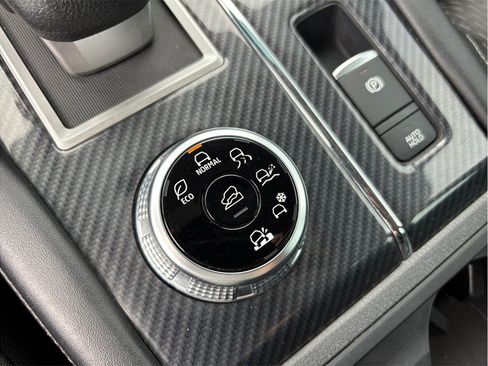 Used 2022 Mitsubishi Outlander ES AWD/4WD image 28
