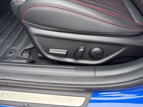 Used 2023 Genesis G70 2.0T w/ Sport Prestige Package RWD image 12