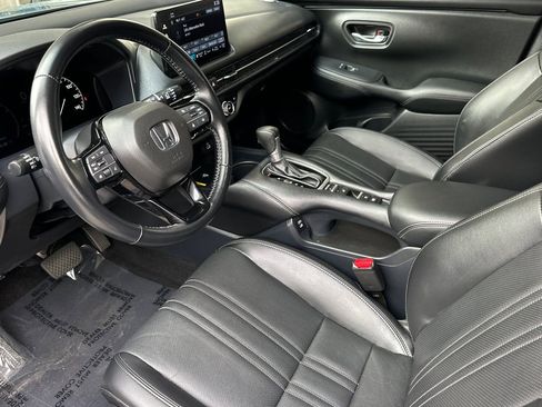 Used 2025 Honda HR-V EX-L image 10