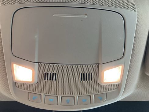 Used 2020 Ford Edge SEL w/ Convenience Package image 22