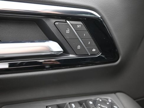 New 2026 Chevrolet Suburban Premier w/ Sun And Tow Package image 21