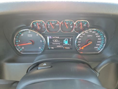 Used 2019 Chevrolet Suburban Premier image 31