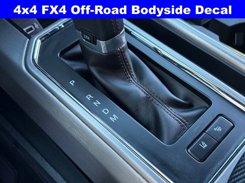 Used 2018 Ford F150 Platinum w/ Equipment Group 701A Luxury AWD/4WD image 15
