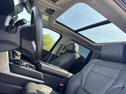 Used 2022 Toyota Tundra Limited AWD/4WD image 32