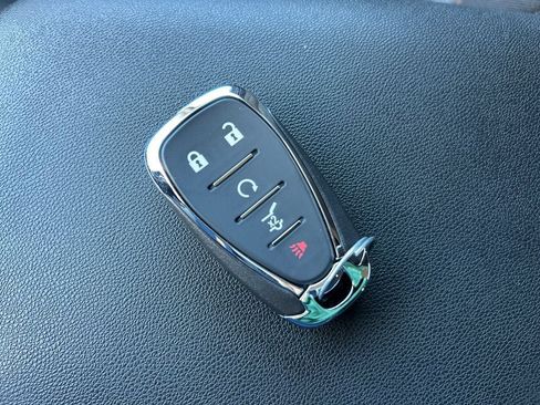 Used 2024 Chevrolet Equinox LT AWD/4WD image 32