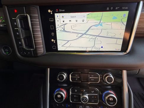 Used 2023 GMC Yukon XL Denali AWD/4WD image 23