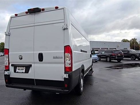 Used 2025 RAM ProMaster 3500 w/ Convenience Group image 4