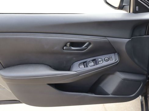 Used 2024 Nissan Sentra S FWD image 17