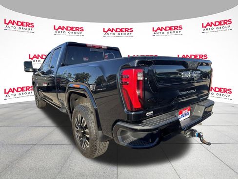 Used 2024 GMC Sierra 2500 Denali Ultimate image 5