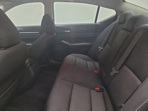 Used 2021 Nissan Altima 2.5 SV FWD image 18
