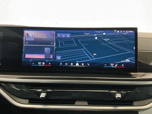 Certified 2025 BMW X7 xDrive40i w/ M Sport Package AWD/4WD image 11