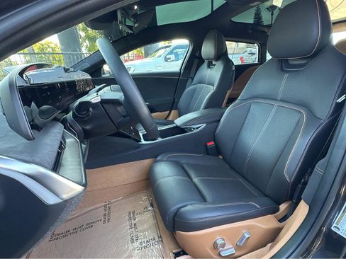 Used 2023 Lucid Air Grand Touring image 8