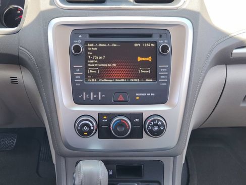 Used 2016 GMC Acadia SLE FWD image 16