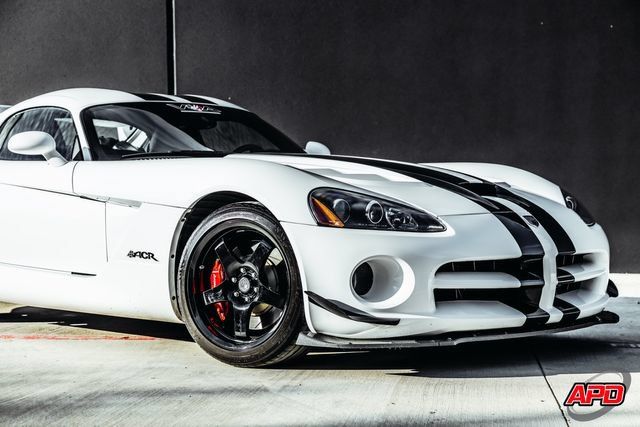 Used 2009 Dodge Viper ACR RWD image 46