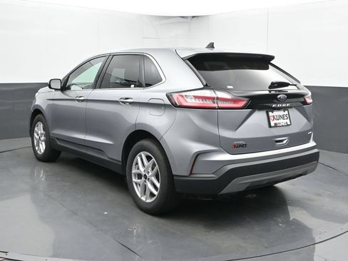 Used 2024 Ford Edge SEL AWD/4WD image 11