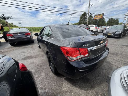 Used 2012 Chevrolet Cruze LS w/ Connectivity Package image 6