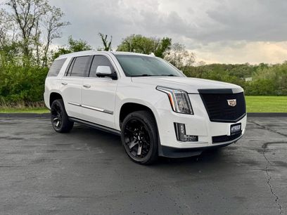 Used 2018 Cadillac Escalade Platinum