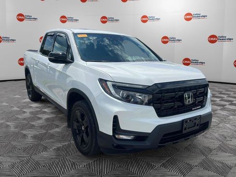 Certified 2025 Honda Ridgeline Black Edition image 5