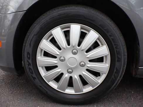 Used 2014 Volkswagen Golf 2.5L image 39