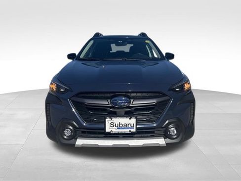 Certified 2025 Subaru Outback Limited AWD/4WD image 2