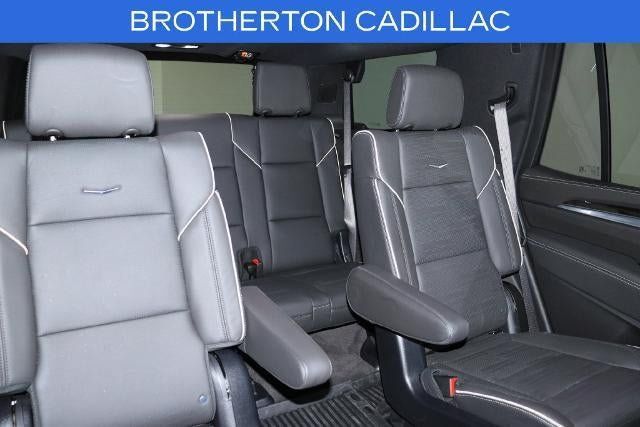Certified 2025 Cadillac Escalade Premium Luxury w/ LPO, Floor Liner Package AWD/4WD image 25