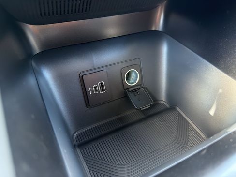 New 2026 Ford Explorer Active RWD image 29