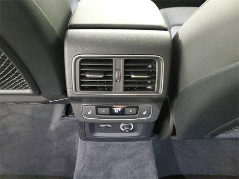 Used 2019 Audi Q5 Prestige image 15