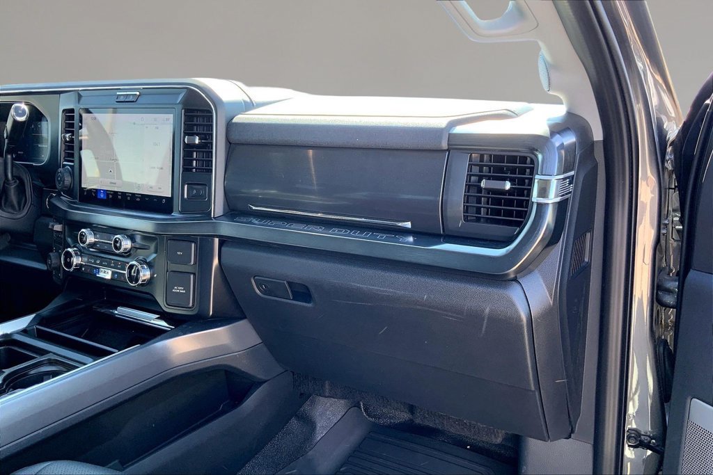 Used 2025 Ford F350 Lariat w/ Lariat Ultimate Package AWD/4WD image 15